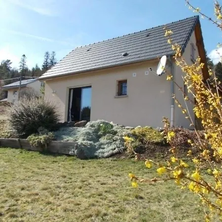 Maison Murol, 4 Pieces, 6 Personnes - Fr-1-395-12 *